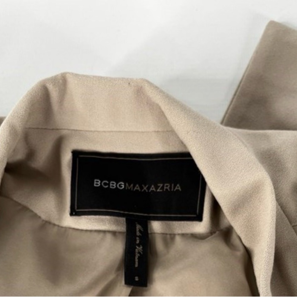 BCBGMaxAzria Women's Tan Blazer - Picture 2 of 4